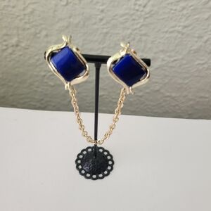 Vintage Retro Mid Century modern Goldtone Blue Thermoset Sweater/Fur clip